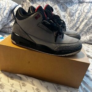 Retro 3 “Stealth”